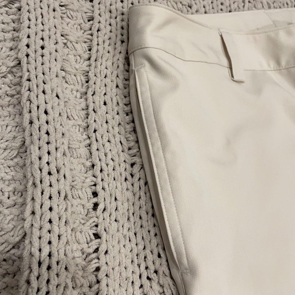 Under Armour Pants < - Picture 6 of 10